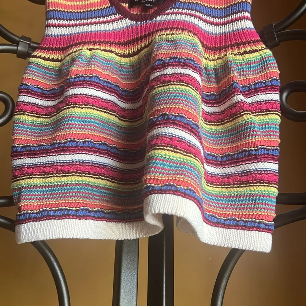 ROMEO + JULIET COUTURE Good Vibes Crotchet Top - Picture 3 of 7